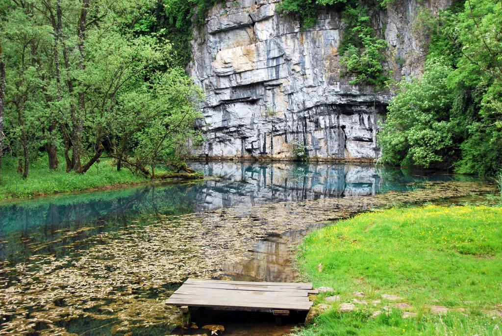 SemicTourist Farm Ob Izviru Krupe别墅 外观 照片